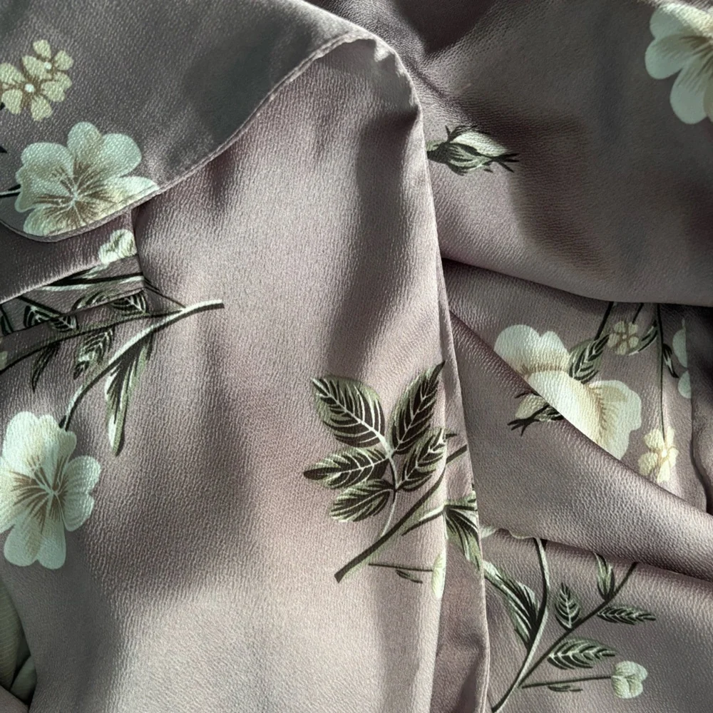 🚨4X$25🚨 Floral Women's Blazer - Purple and White - Picture 11 of 11